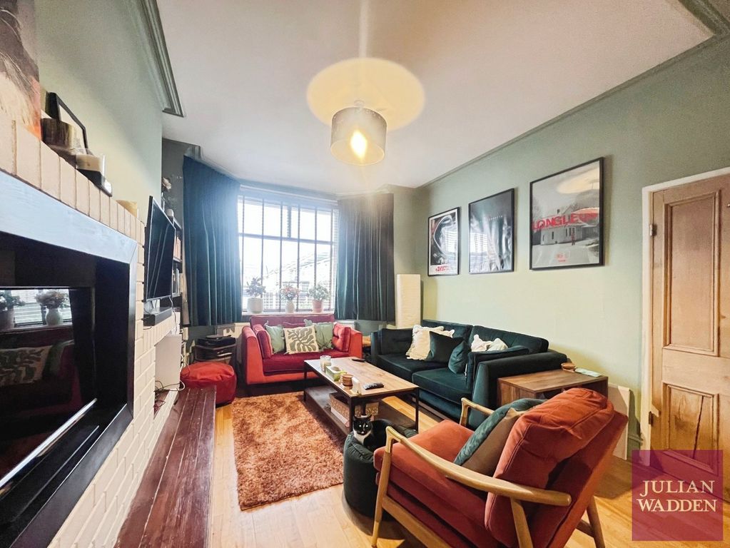 Property photo 3 of 15 Picture 3