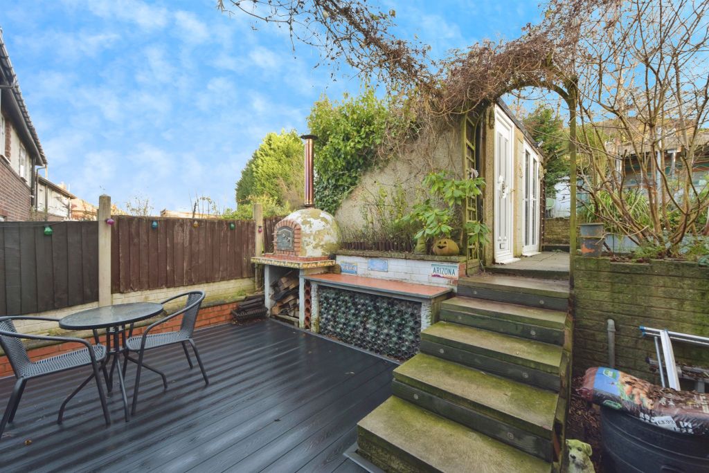 Property photo 3 of 14