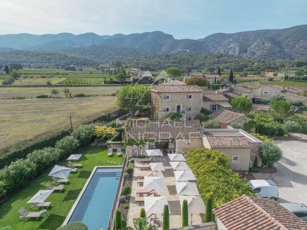Property photo 1 of 16 Oppède – A Charming Provençal Farmhouse With Vacation Rentals, Guest Rooms, And Views Of The Luberon