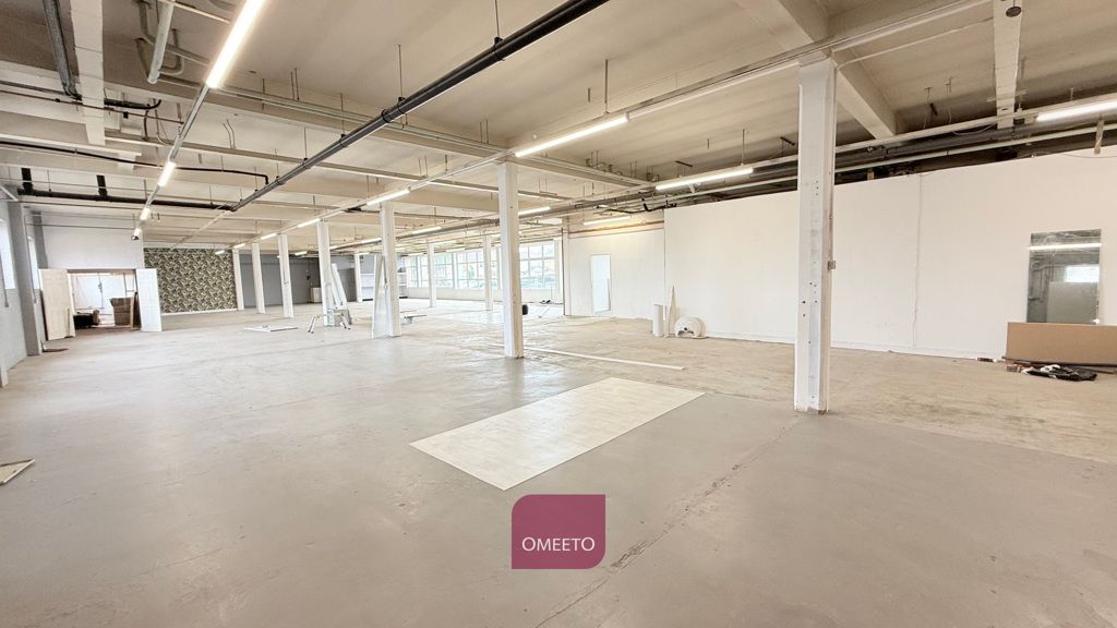 Property photo 2 of 6 Warehouse To Let