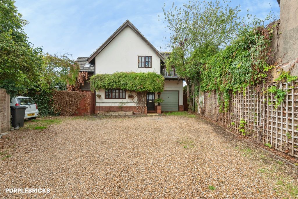 Property photo 1 of 27