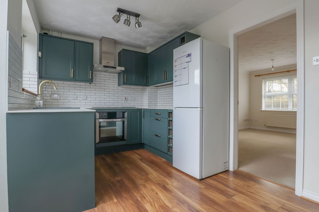 Property photo 3 of 13