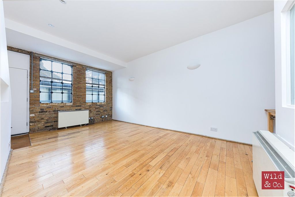 Property photo 2 of 17 007.Jpg