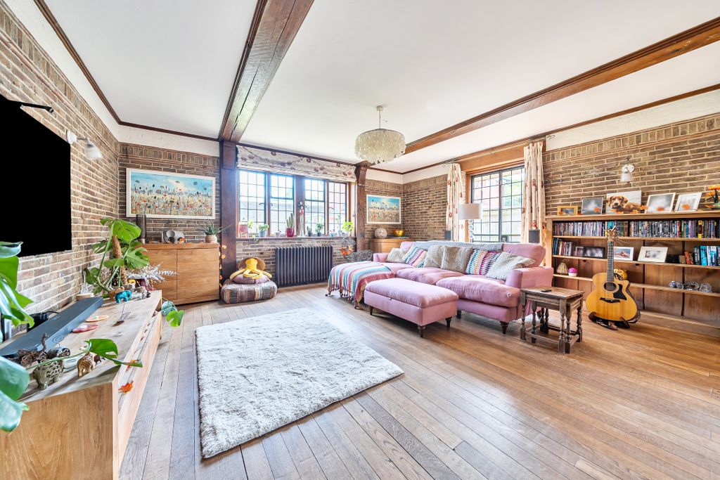 Property photo 2 of 15