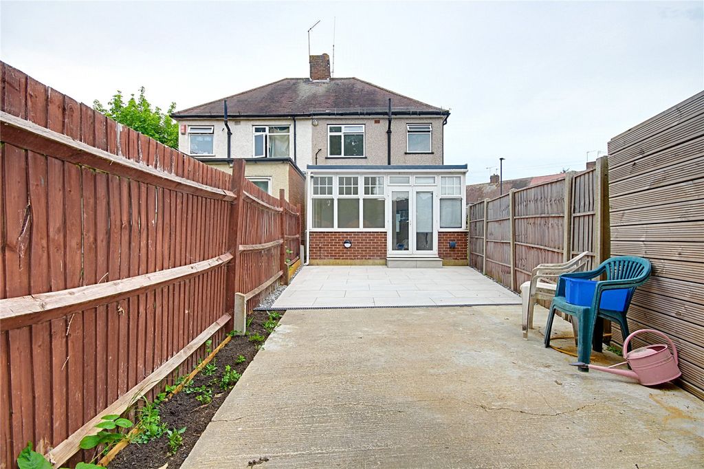 Property photo 1 of 18 Picture No. 23