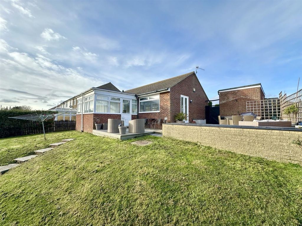 Property photo 1 of 30