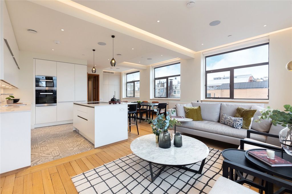 Property photo 3 of 7 Open Plan Reception