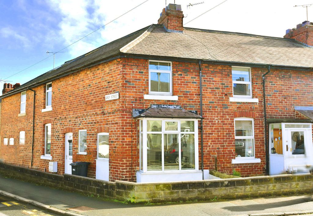 Property photo 1 of 8