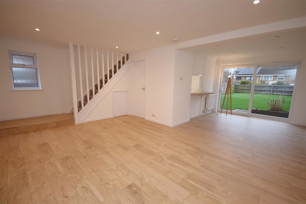 Property photo 2 of 11 Img_1333.Jpg