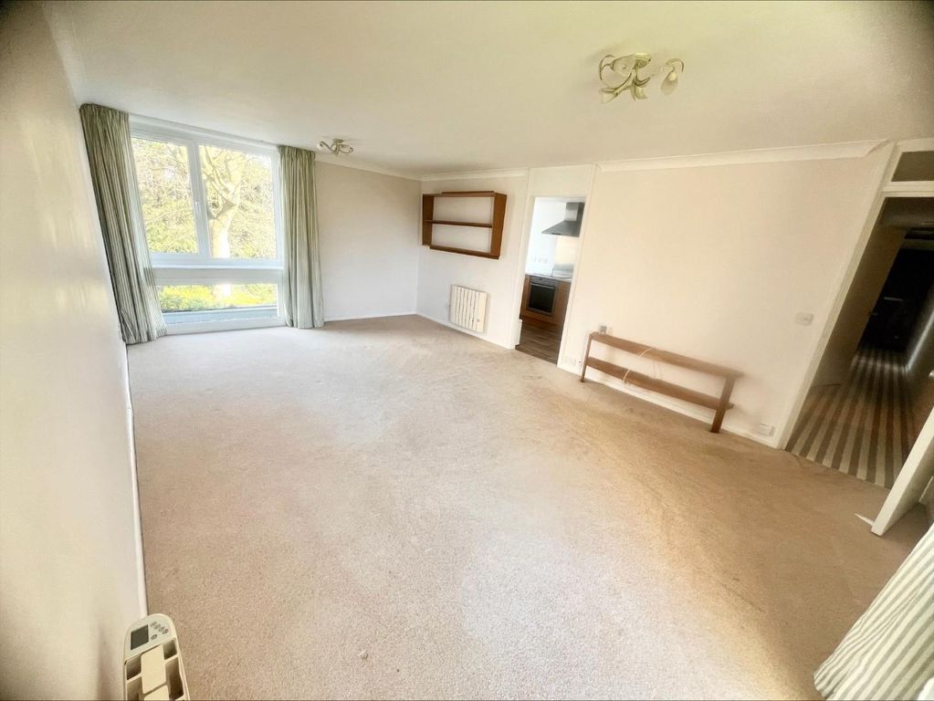 Property photo 2 of 12 Processed-8105A0F6-7133-4Bc1-B15E-D5CC1Ac7Eda1.Jpe