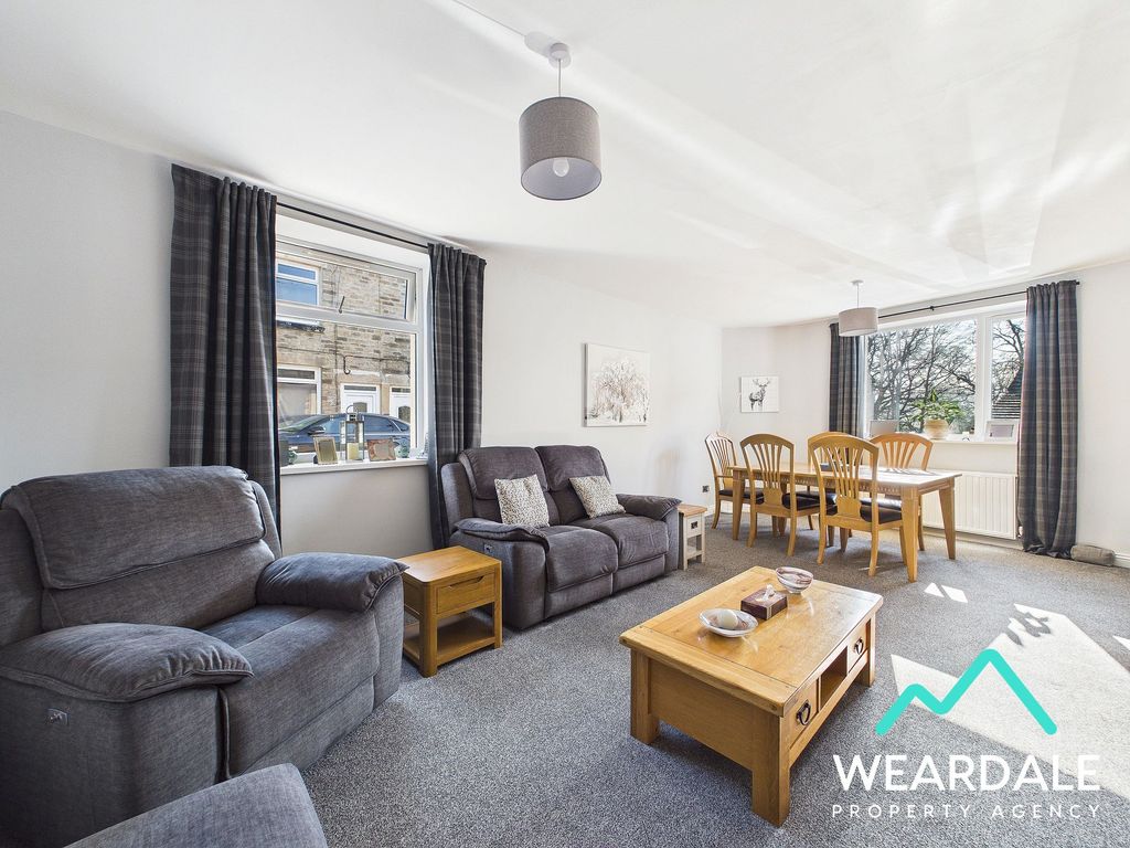 Property photo 2 of 24