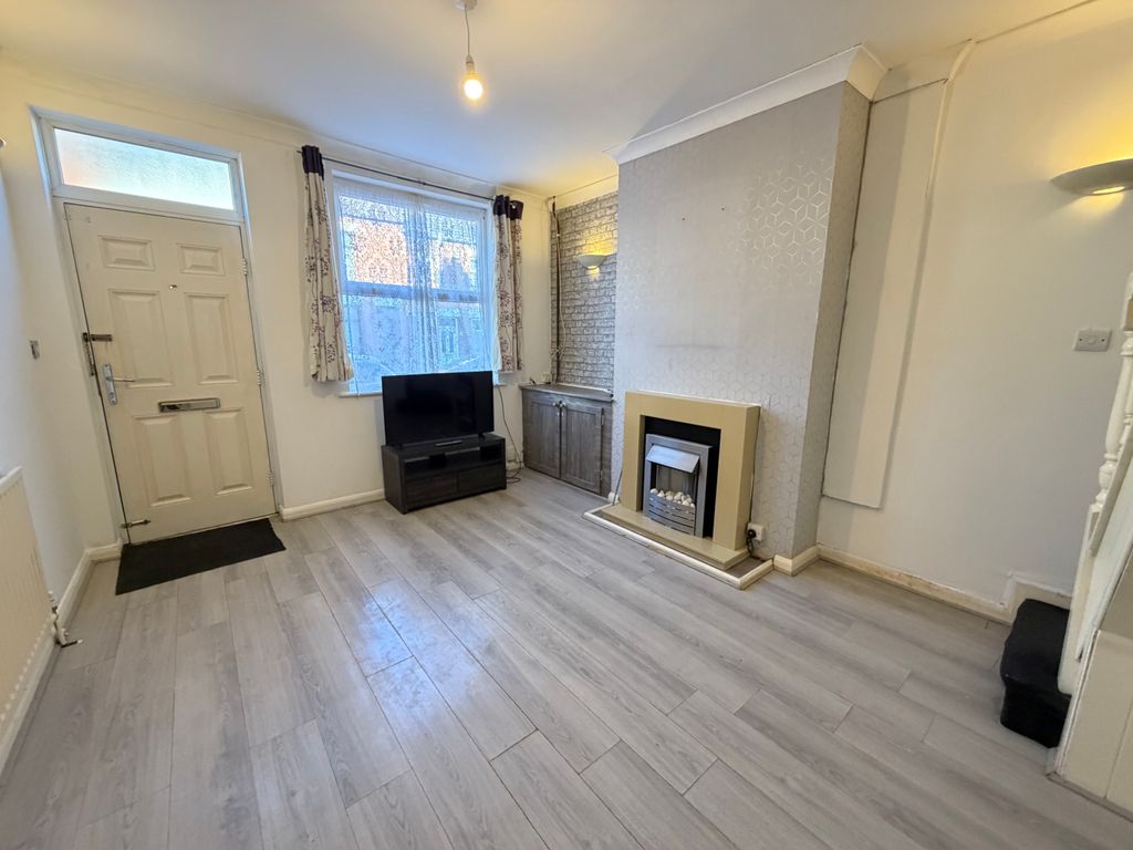 Property photo 3 of 12 Image