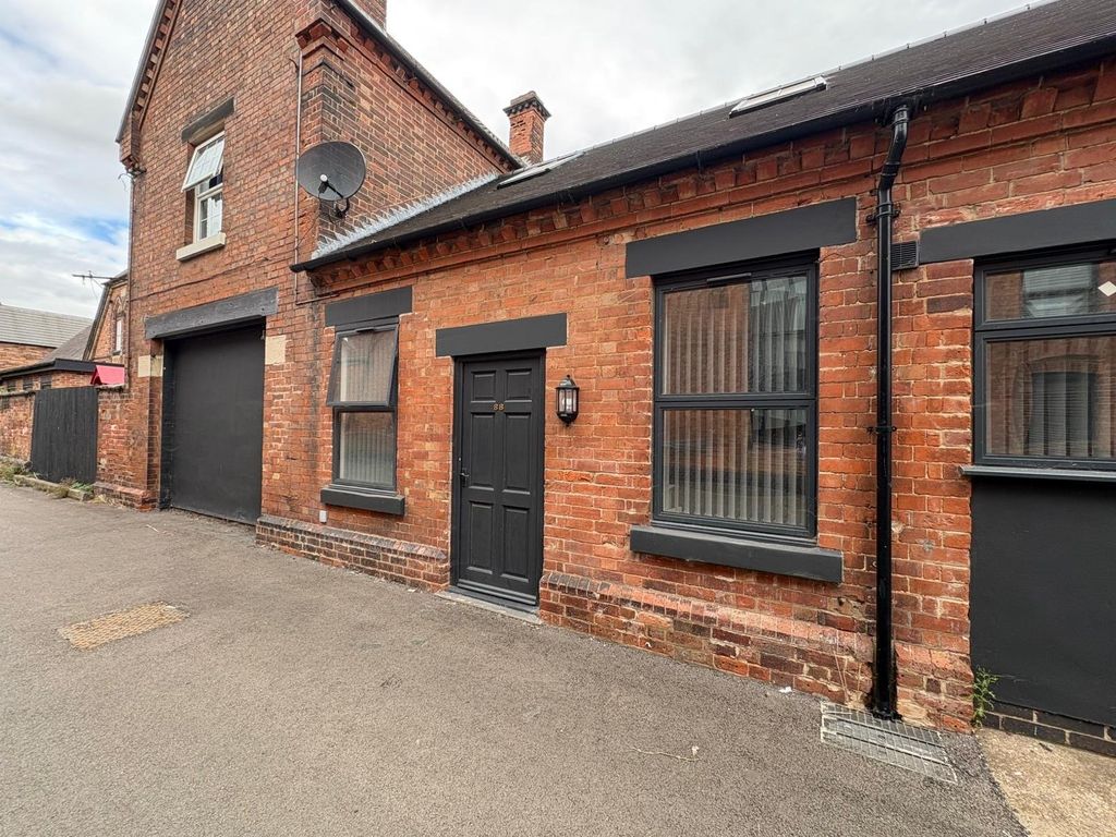 Property photo 1 of 8 Picture No. 02