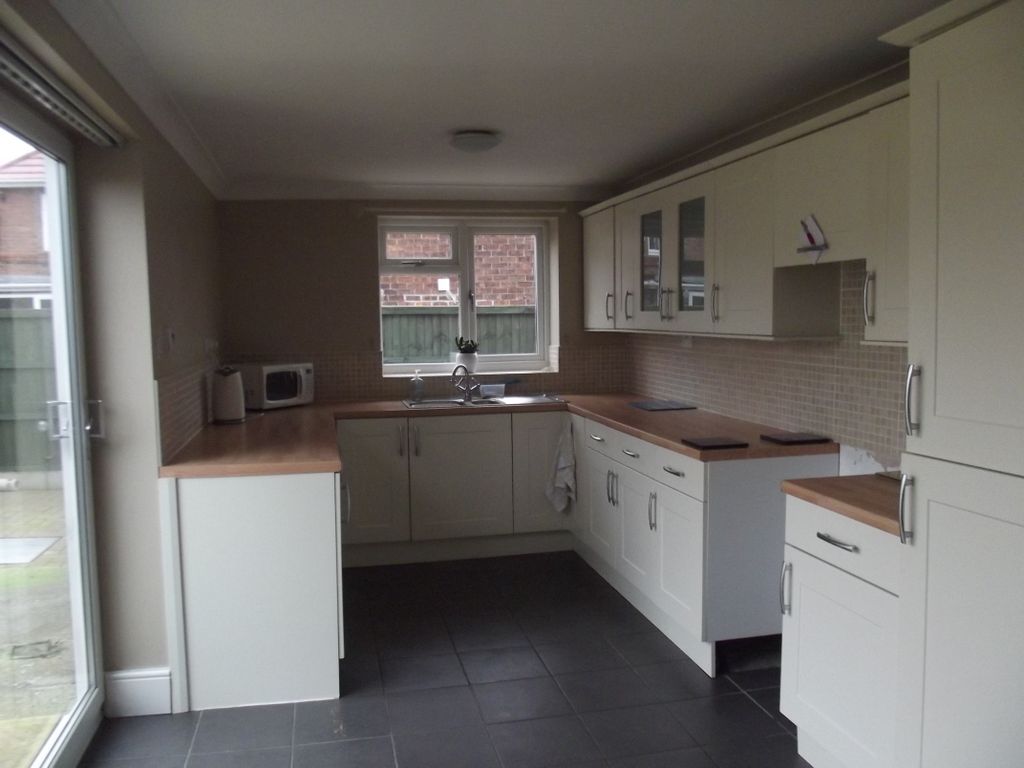 Property photo 2 of 26