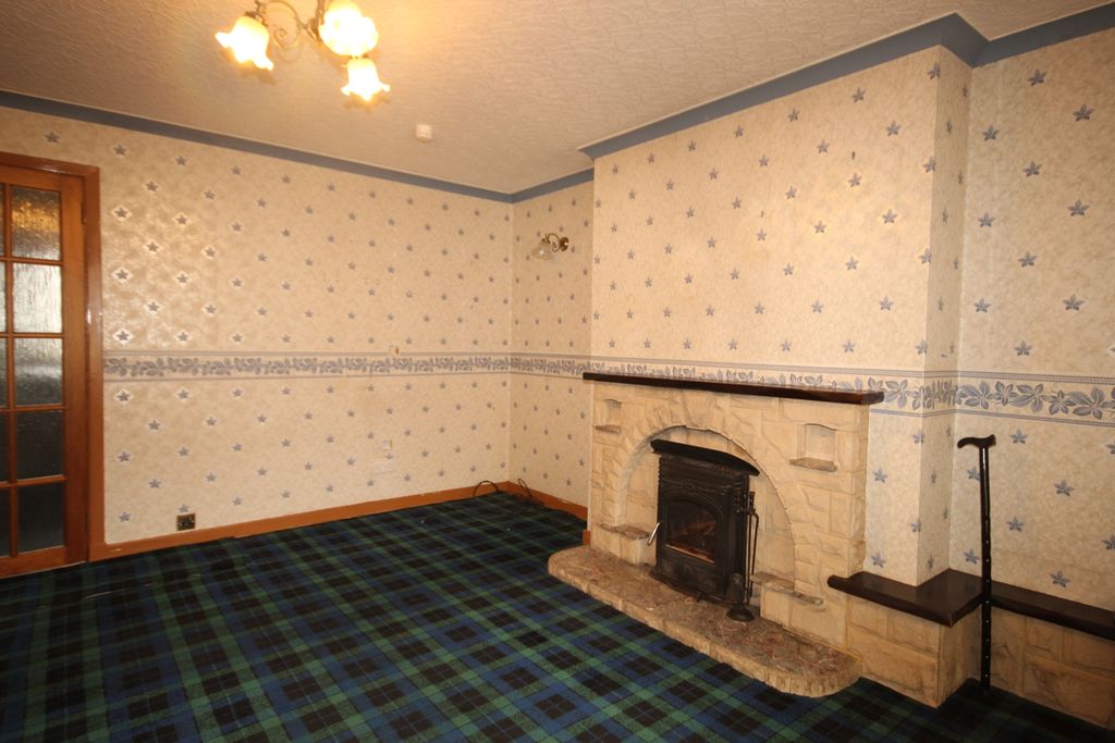 Property photo 3 of 23