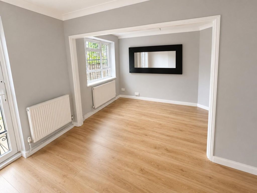 Property photo 3 of 11 03.Jpg