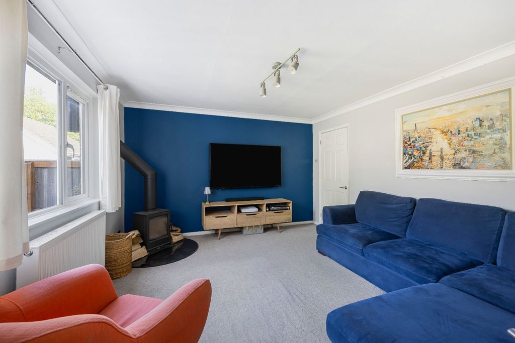 Property photo 3 of 24 Picture No. 15