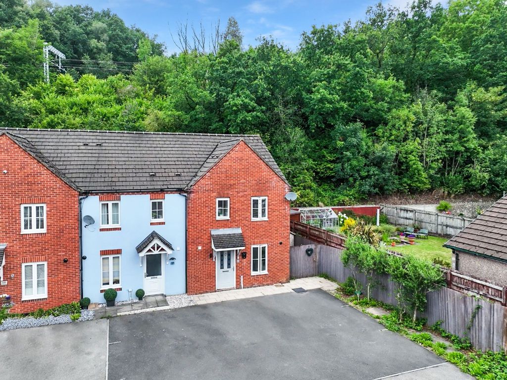 Property photo 1 of 31