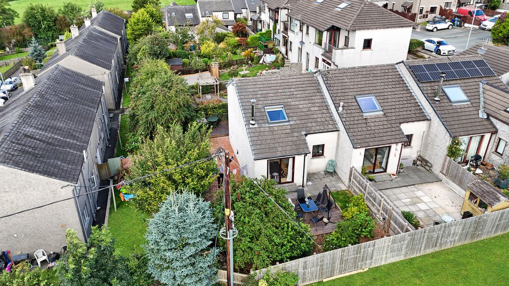 Property photo 1 of 30