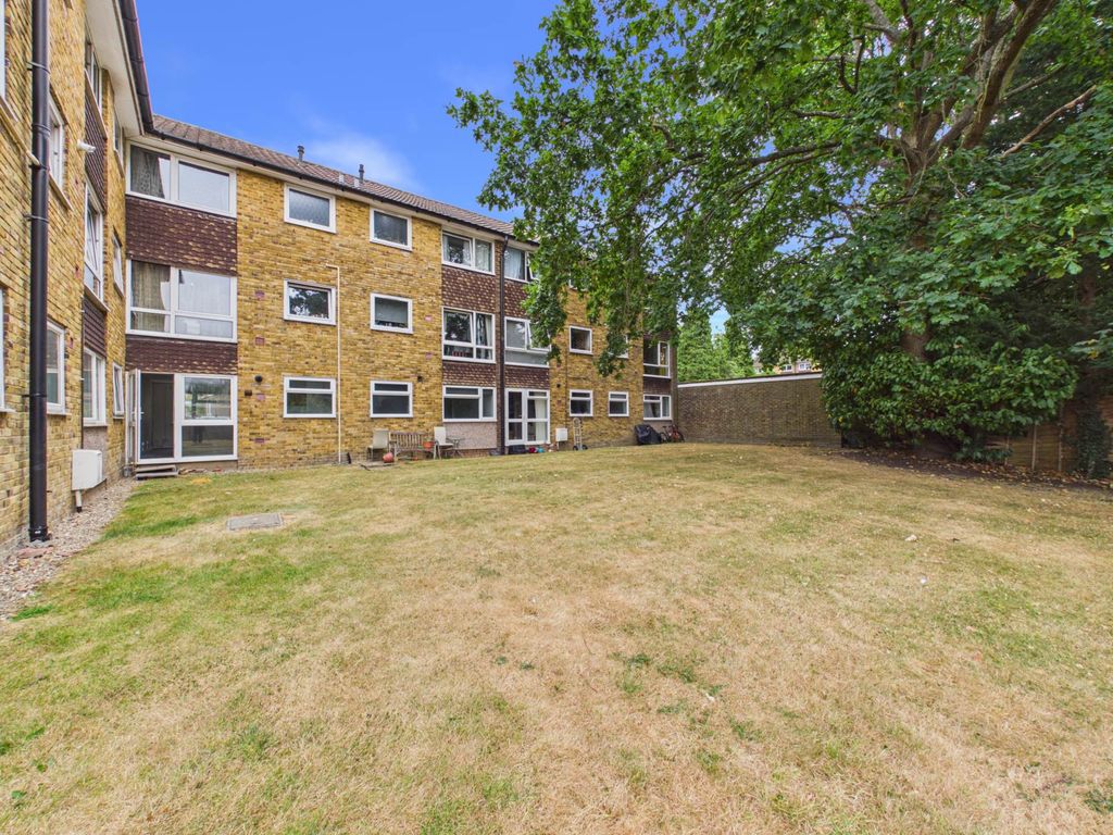 Property photo 3 of 10