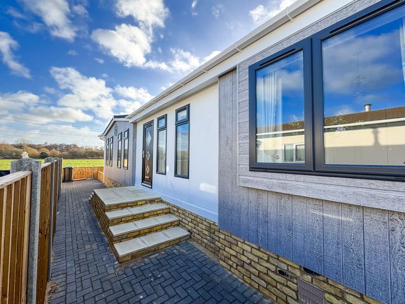 Property photo 1 of 10 Photo 1