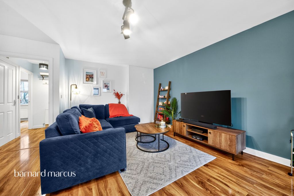 Property photo 2 of 9