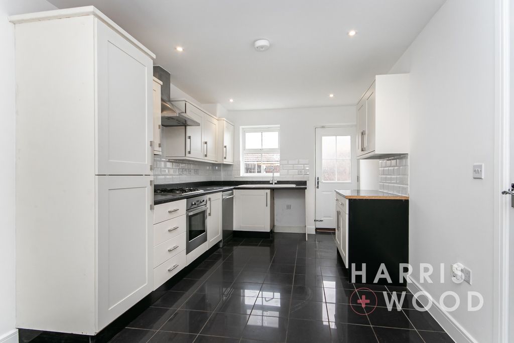 Property photo 2 of 21 4451382