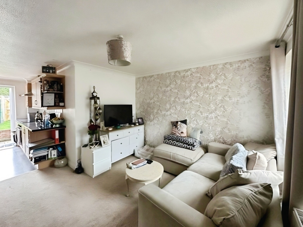 Property photo 1 of 5