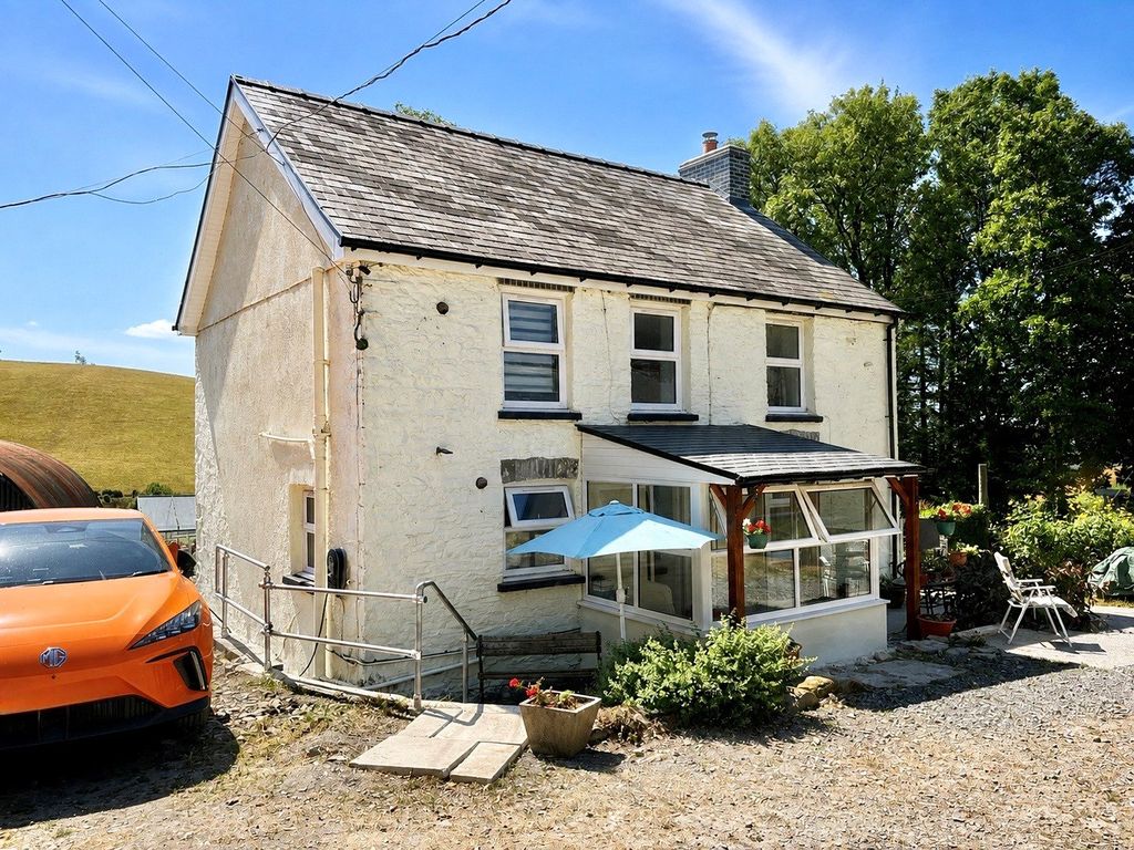 Property photo 1 of 38 Picture No. 54