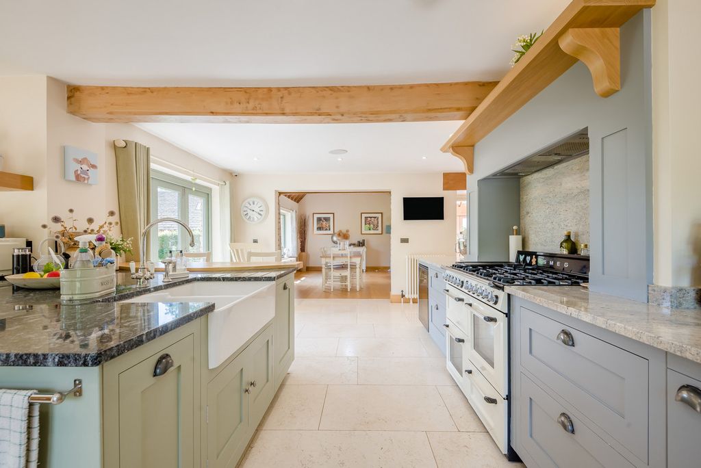 Additional image 4 of 5 bed detached house for saleOld Sodbury, Bristol BS37