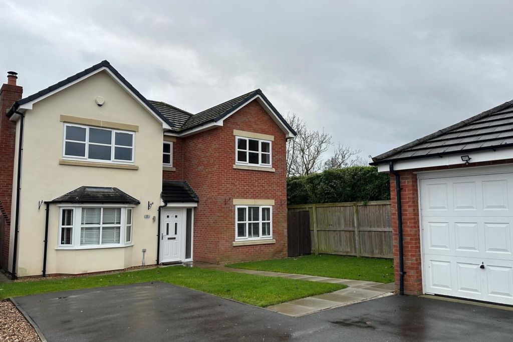 Property photo 1 of 13 Front