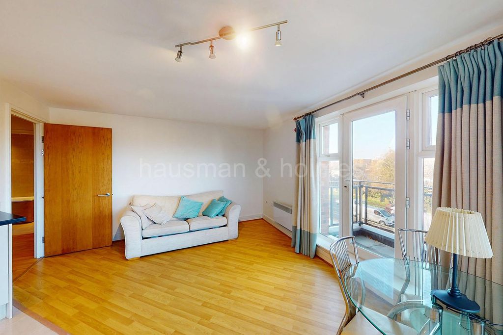 Property photo 3 of 13 W (3).Jpg