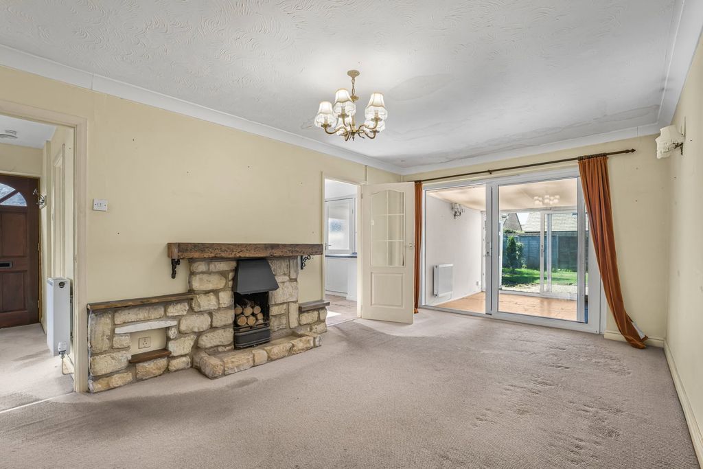 Property photo 3 of 15