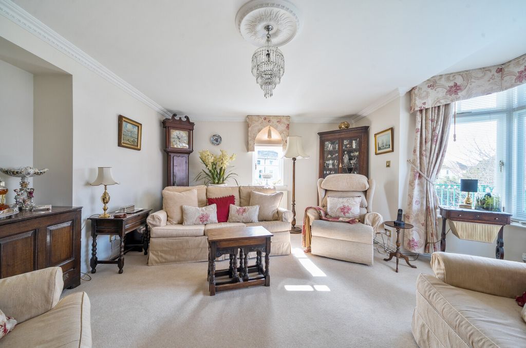 Property photo 2 of 17 1425727-7-69B1B4B...