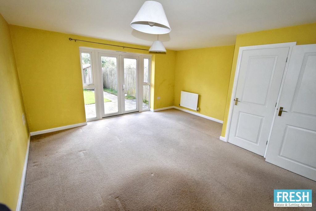 Property photo 3 of 21