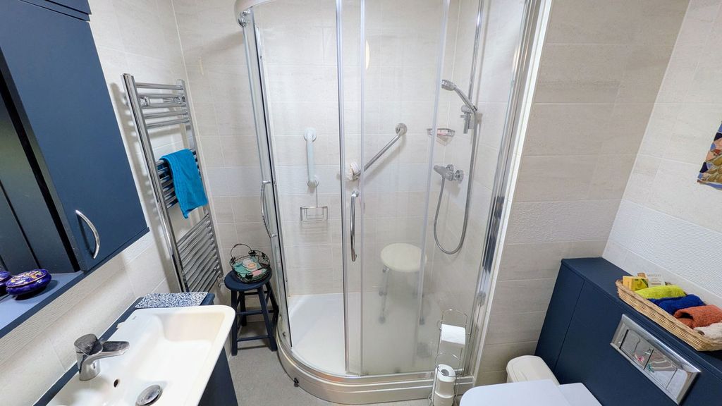 Additional image 8 of 2 bed flat for saleMounts Bay Lodge, Penzance TR18