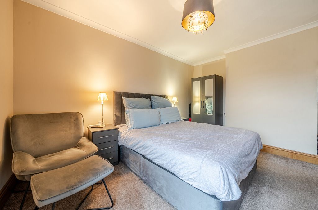 Additional image 10 of 4 bed terraced house for saleNew Road, Newtown, Powys SY16