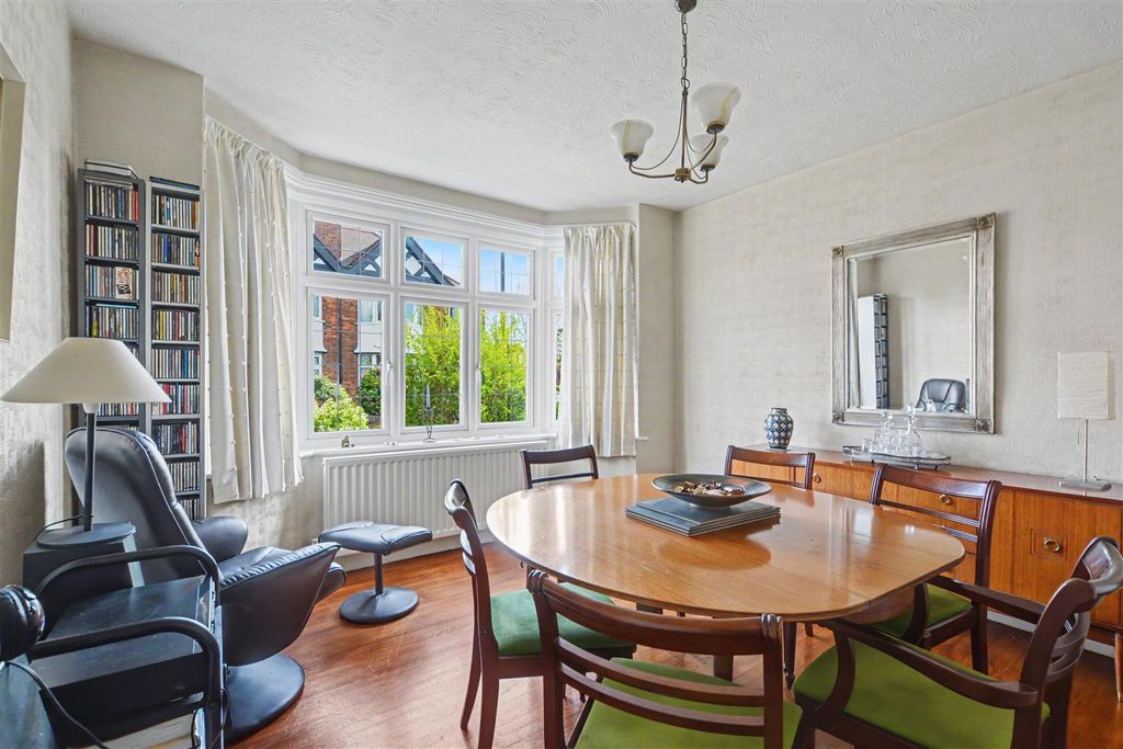 Property photo 3 of 28 Dining Room_1.Jpeg