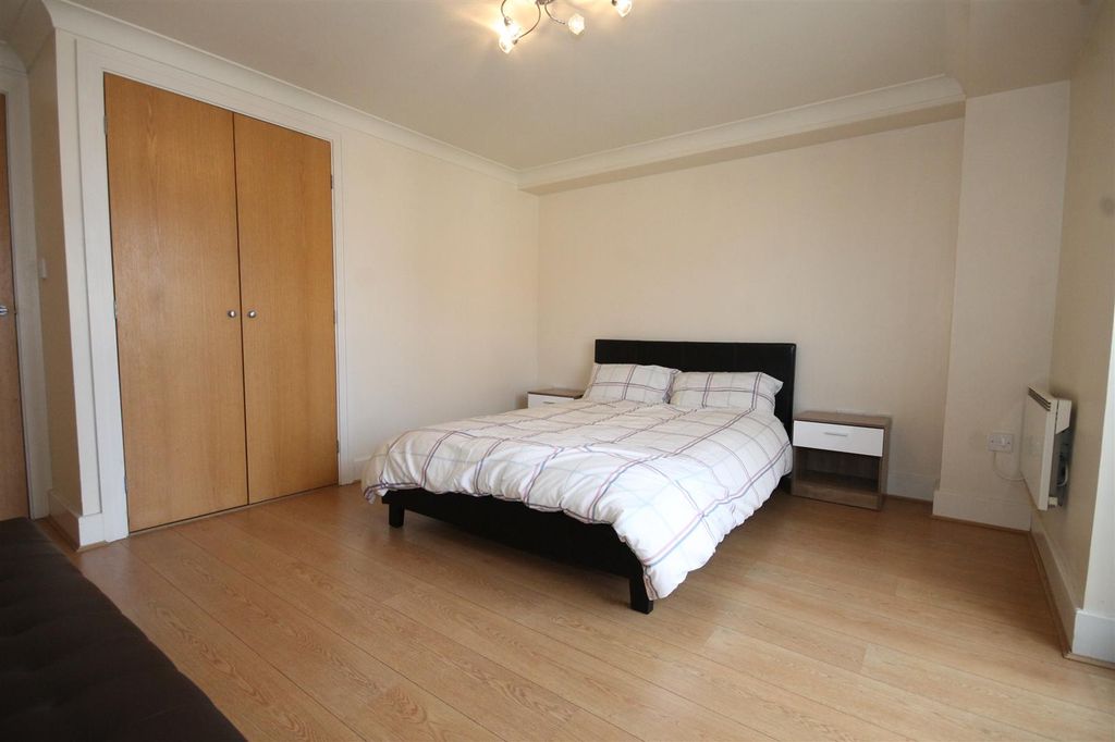 Property photo 2 of 6 Img_6824.Jpg