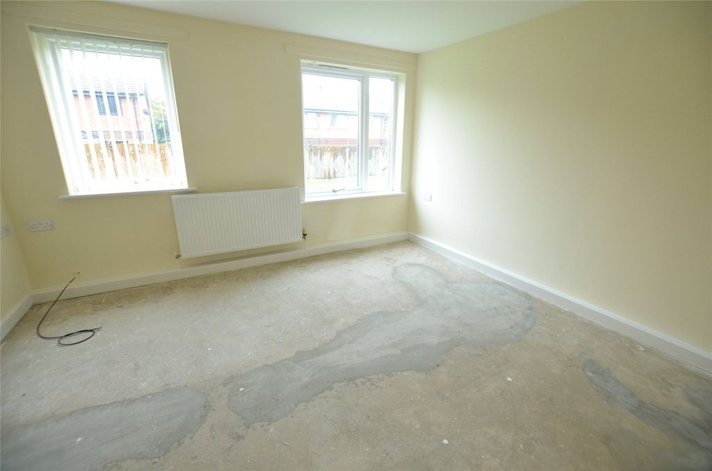 Property photo 3 of 10 Picture No. 06