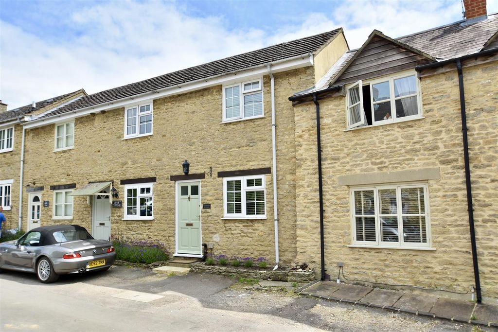 Property photo 1 of 15 Pretty Facade, Quiet Lane