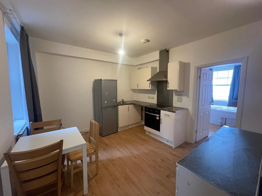 Property photo 2 of 14 Whatsapp Image 2026-03-27 At 15.44.59 (1).Jpeg