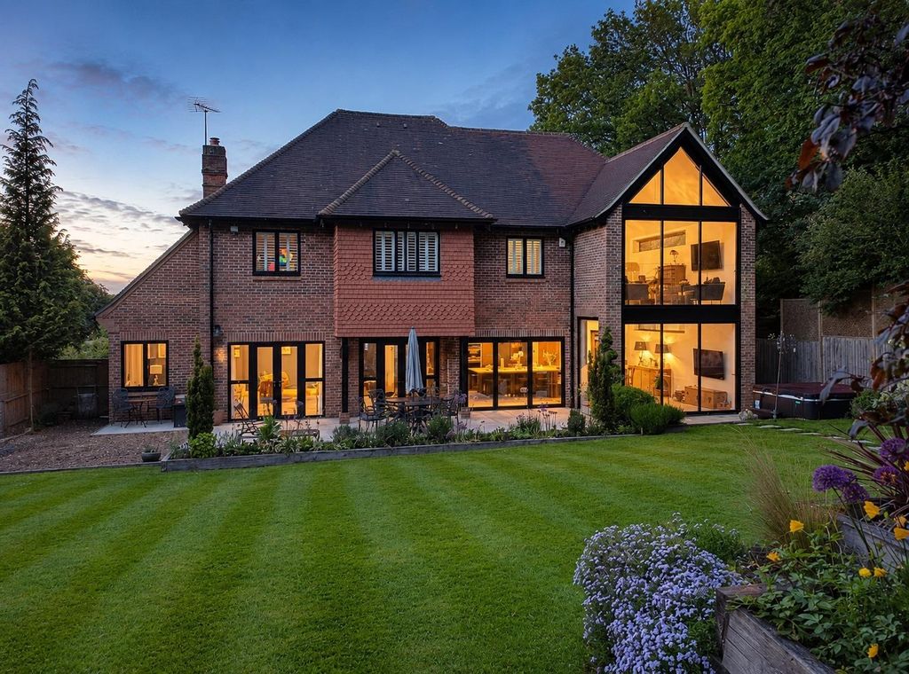 Property photo 2 of 29 Twilight_House.Jpg