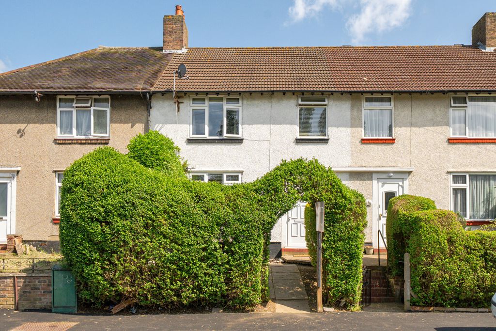 Property photo 1 of 16 External