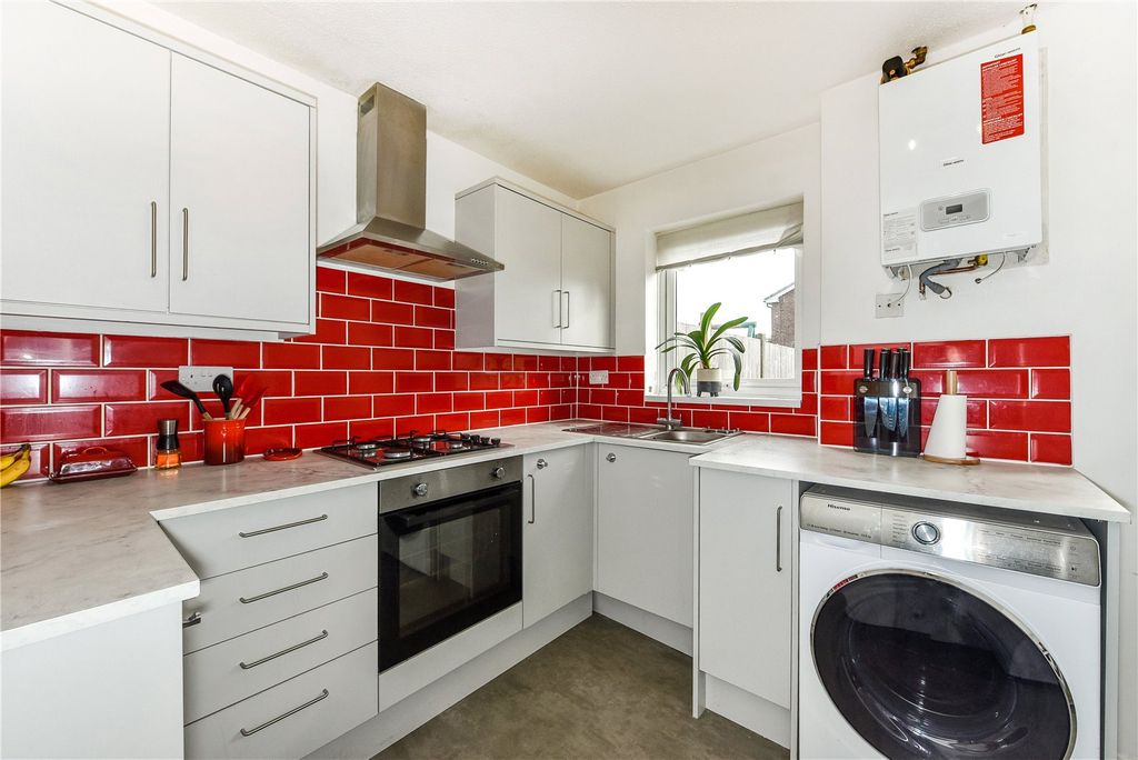 Property photo 2 of 15 Kitchen