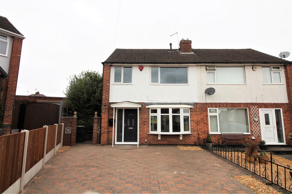 Property photo 1 of 7 17949395.Jpg