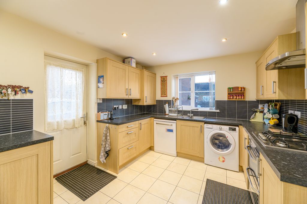 Property photo 3 of 33 15