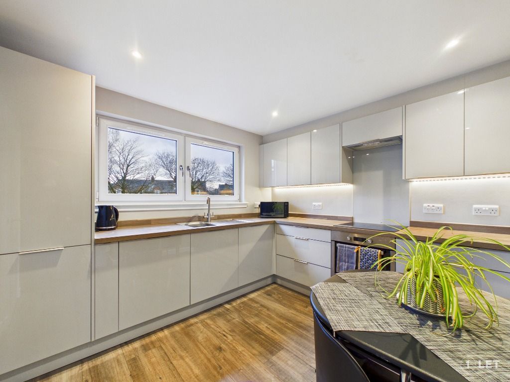 Property photo 3 of 17 Photo 3