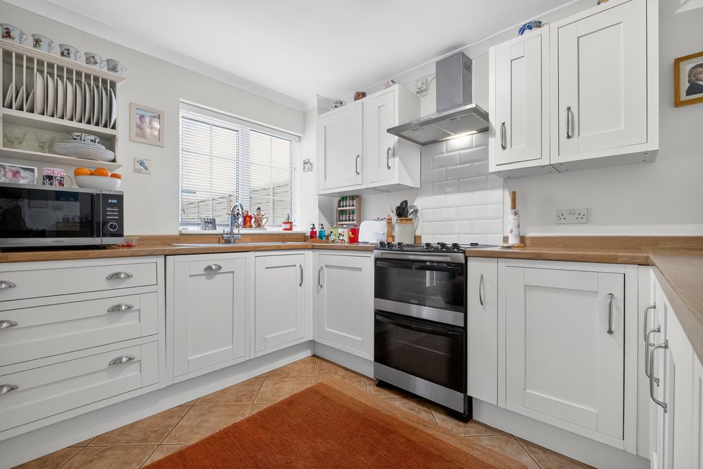 Property photo 3 of 22 Pbox-Img.Jpg