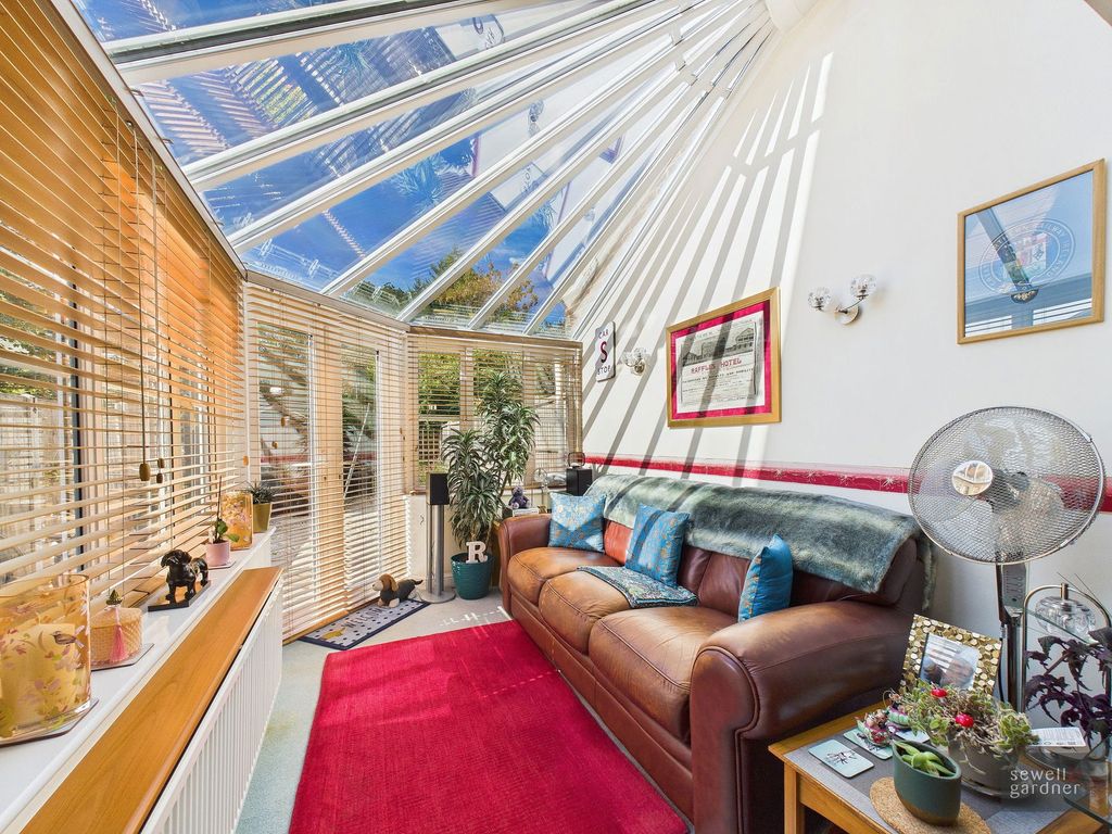 Property photo 3 of 23